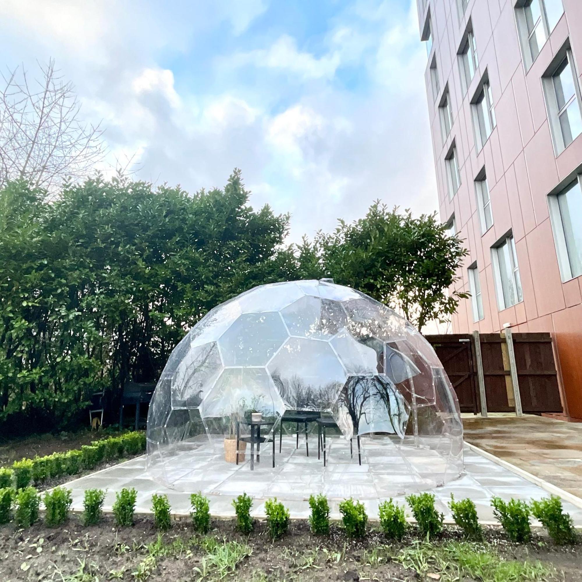 Private Garden Apartment With Geodome Mánchester Exterior foto
